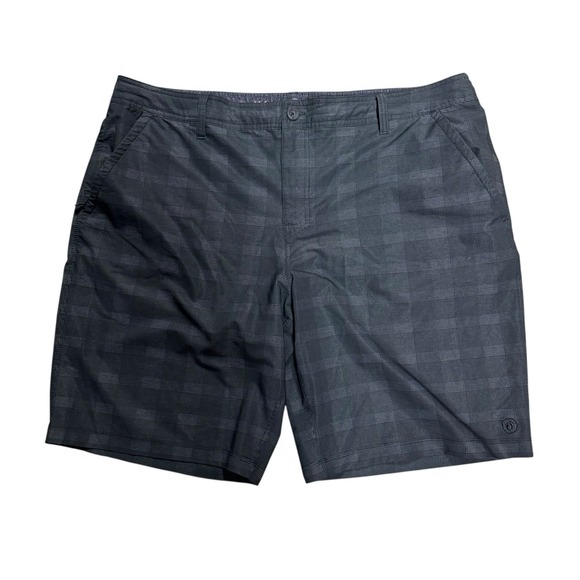 Hang Ten Other - Hang Ten Hybrid Mens Dark Gray Plaid Shorts Size 42‎ Golf